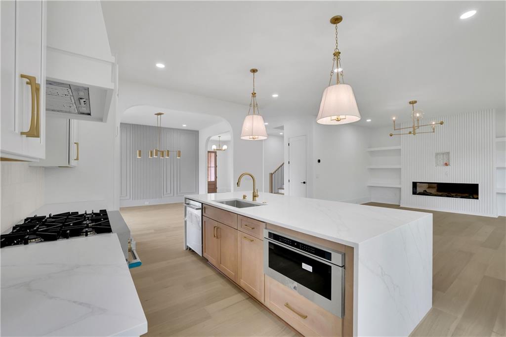 380 Hillcrest View Drive