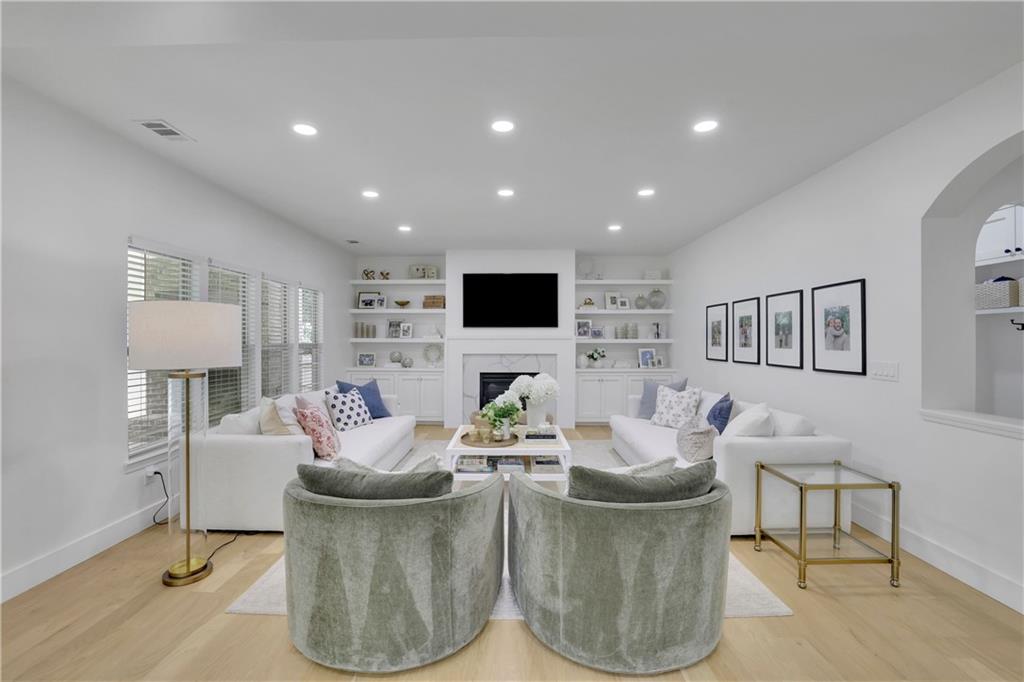 280 Woods Creek Drive