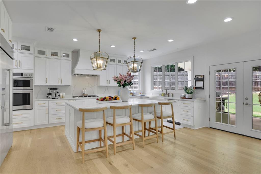 280 Woods Creek Drive