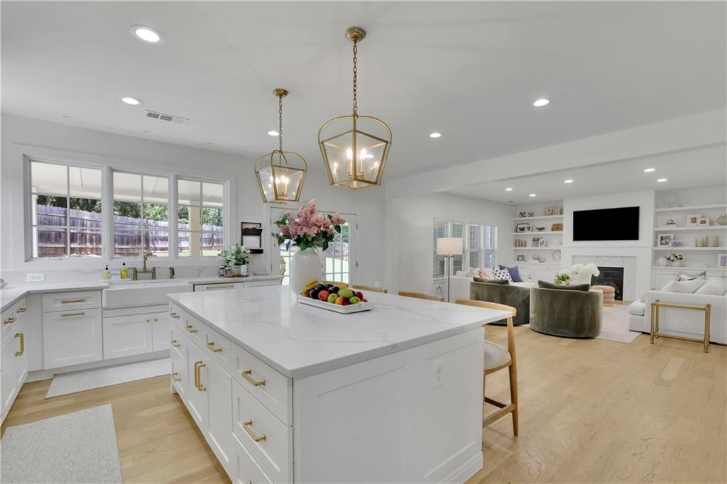 280 Woods Creek Drive