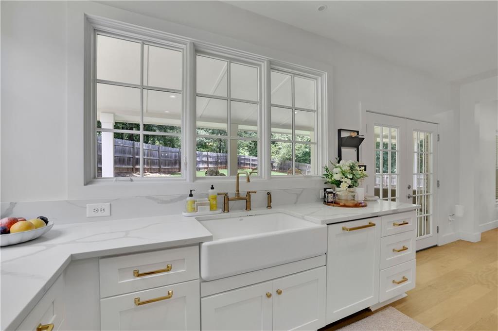 280 Woods Creek Drive