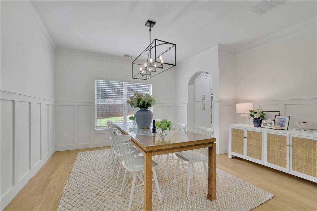 280 Woods Creek Drive