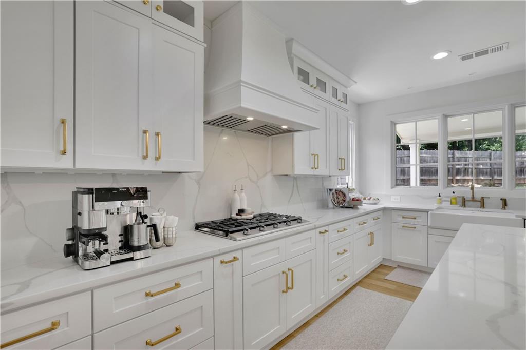 280 Woods Creek Drive