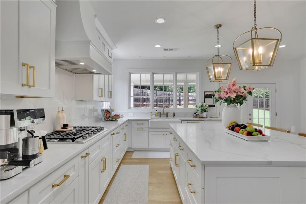 280 Woods Creek Drive