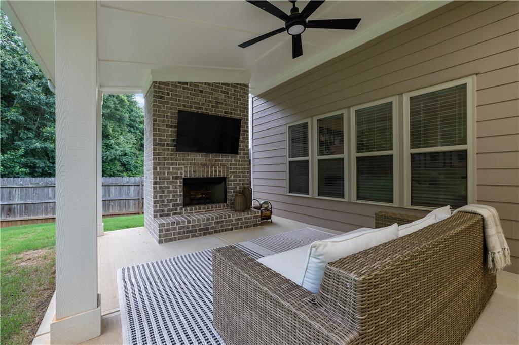280 Woods Creek Drive
