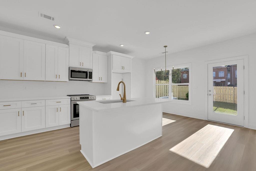 302 Heron Street Unit 17