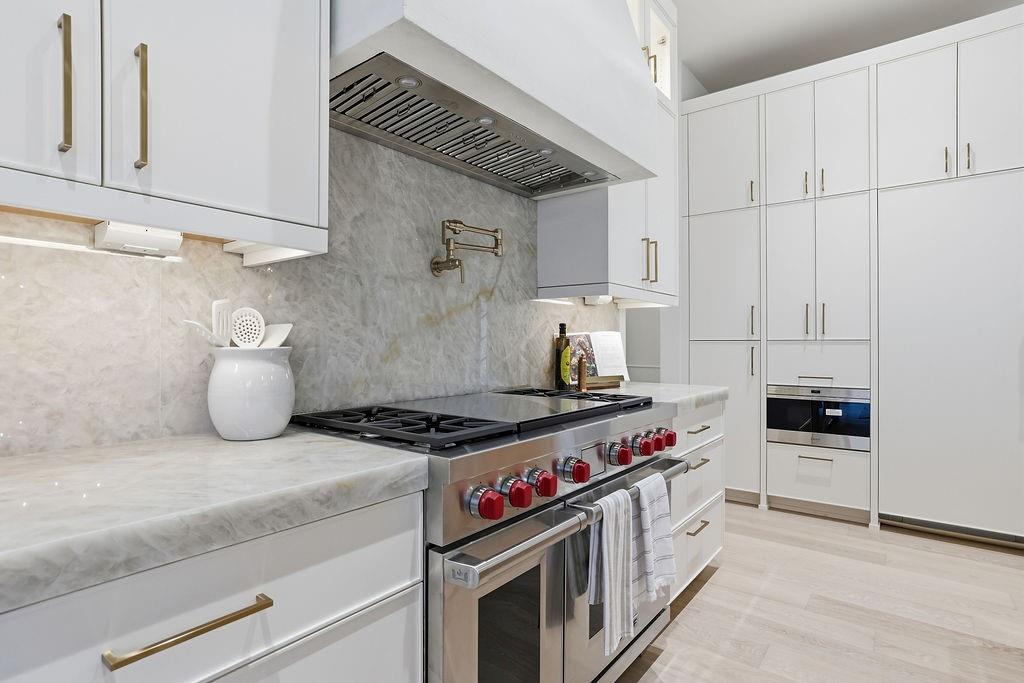 120 Wood River Court