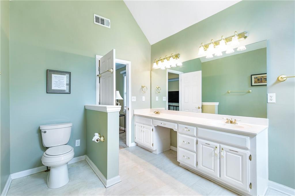 825 Harbor Bay Drive