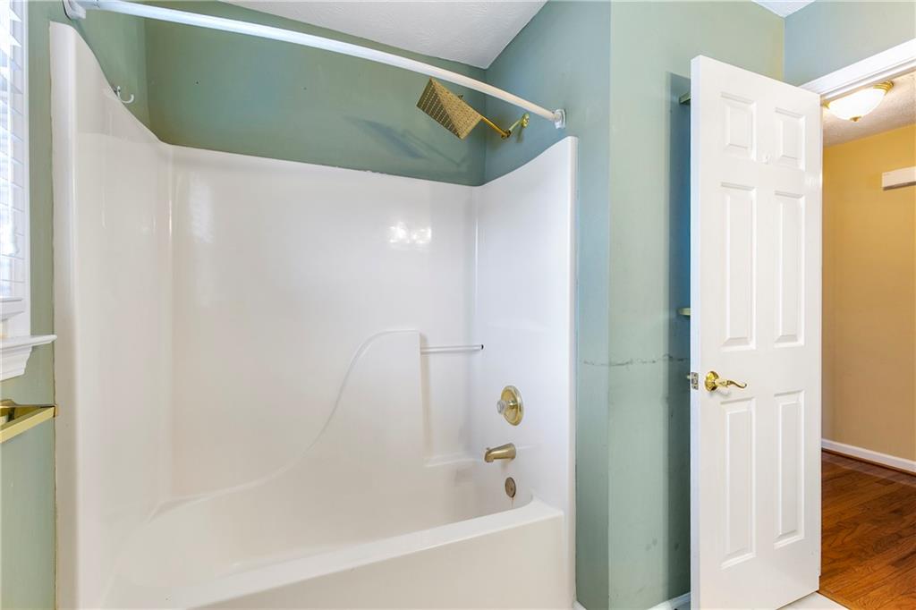 825 Harbor Bay Drive