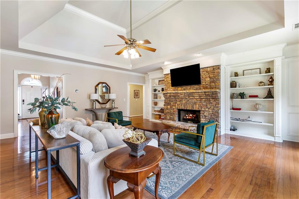 825 Harbor Bay Drive