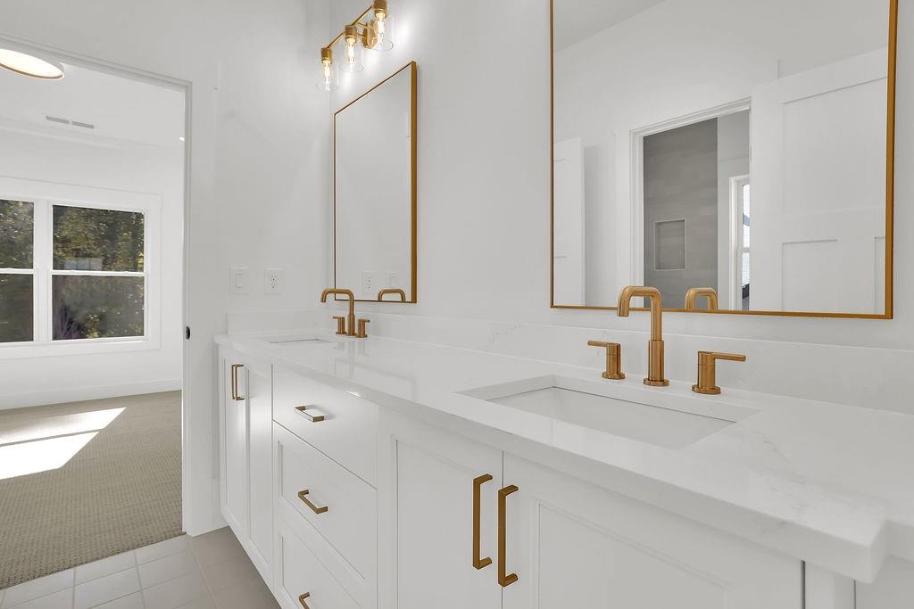 5310 West Parc Place