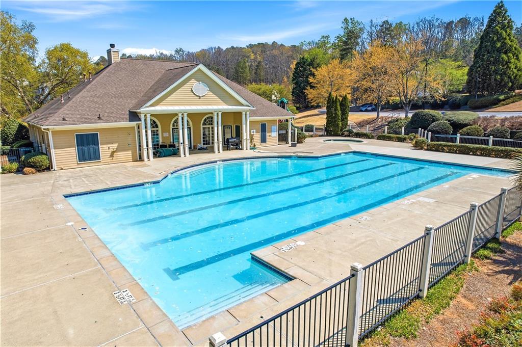 2730 Spindletop Lane NW