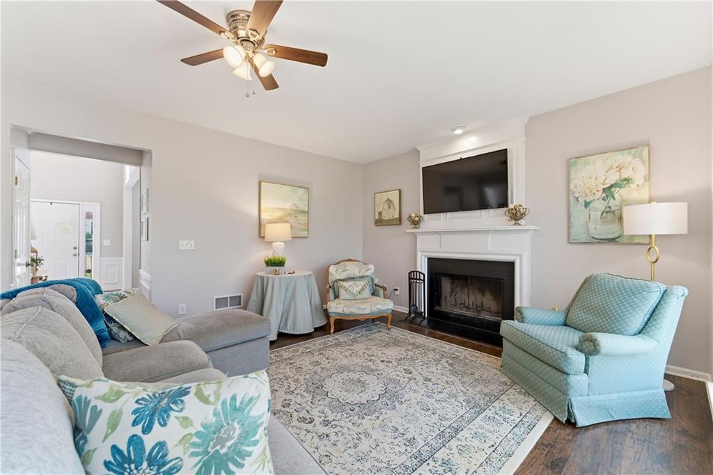 2730 Spindletop Lane NW