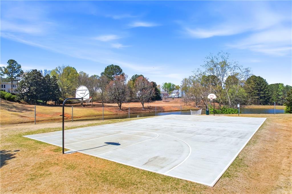 2730 Spindletop Lane NW