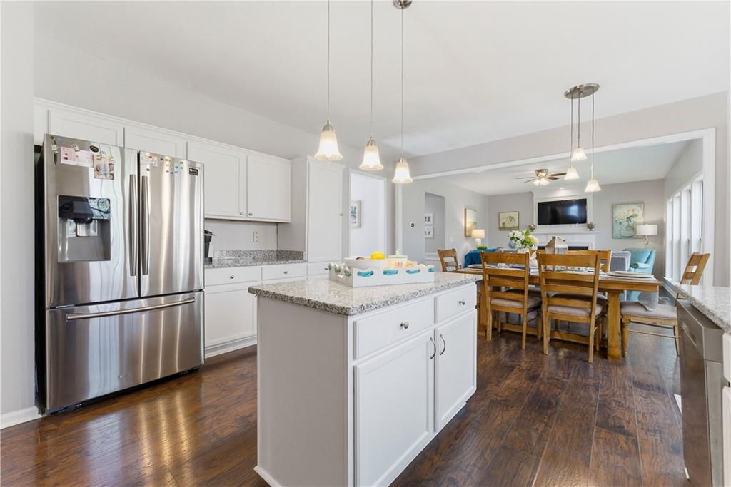 2730 Spindletop Lane NW