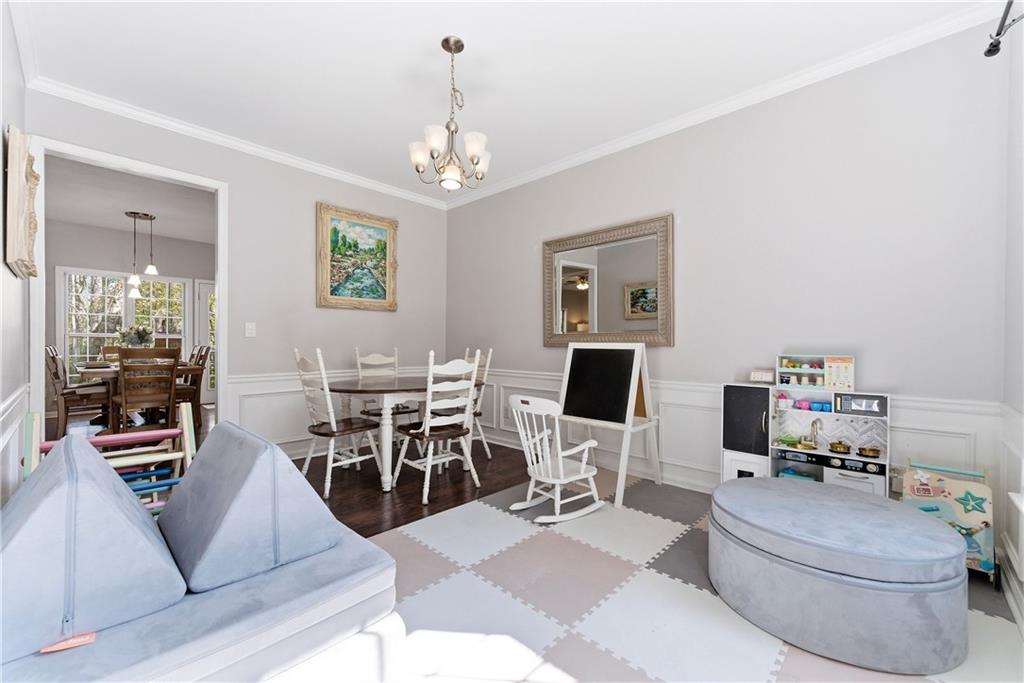 2730 Spindletop Lane NW