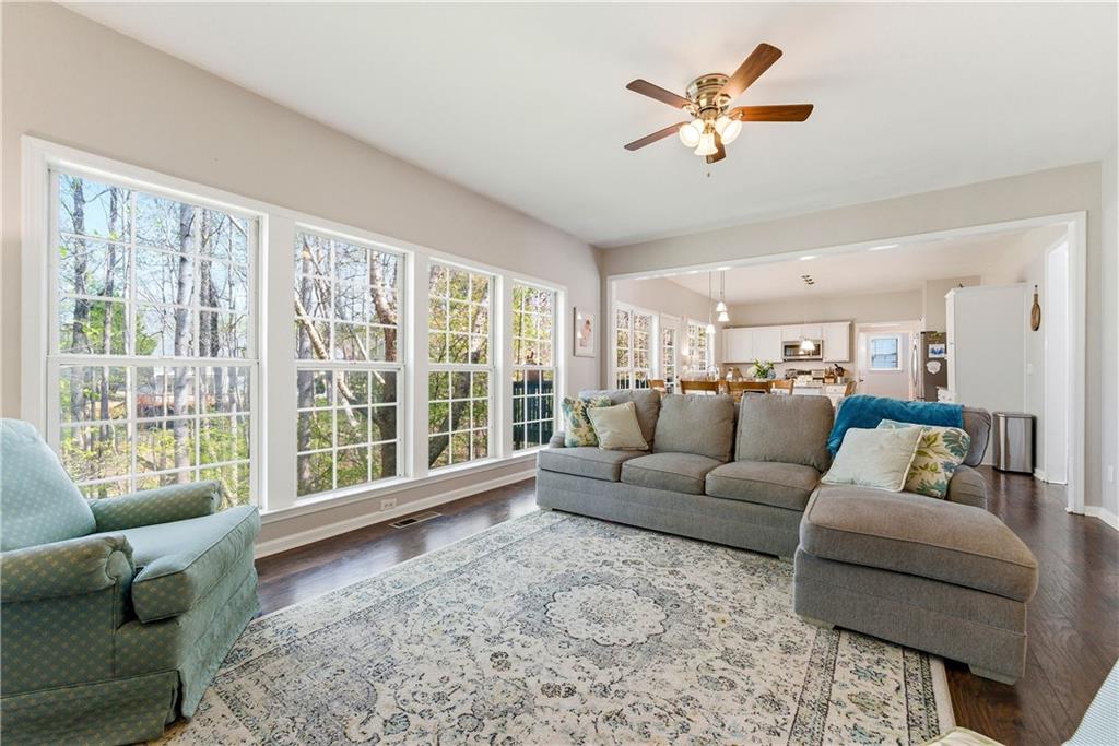 2730 Spindletop Lane NW