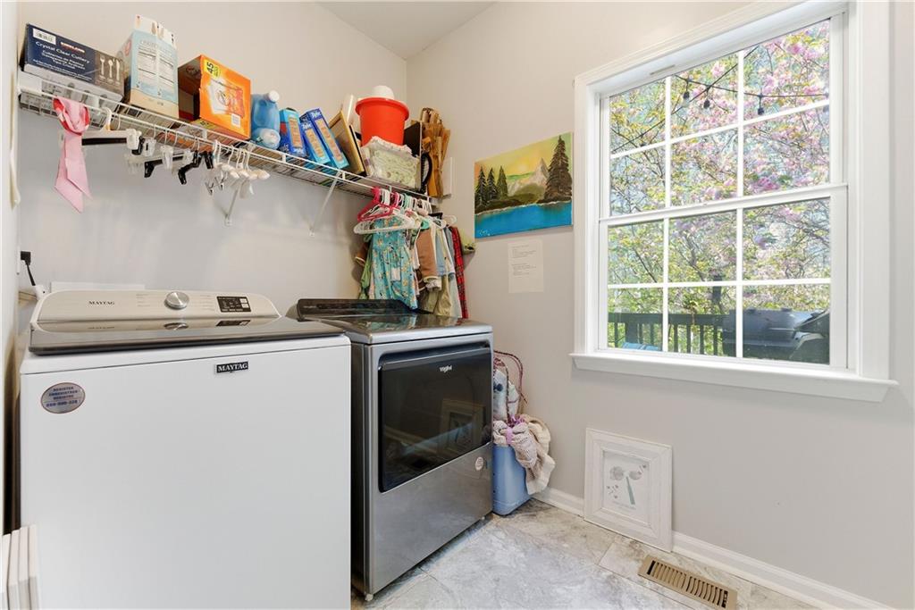 2730 Spindletop Lane NW