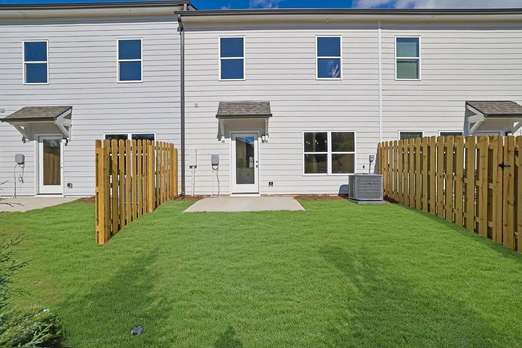 318 Heron Street Unit 13