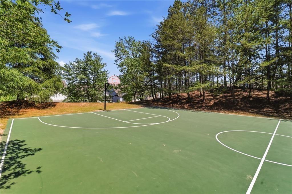 105 Greenbrier Way