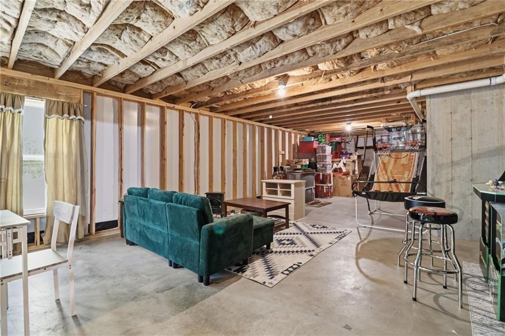 105 Greenbrier Way
