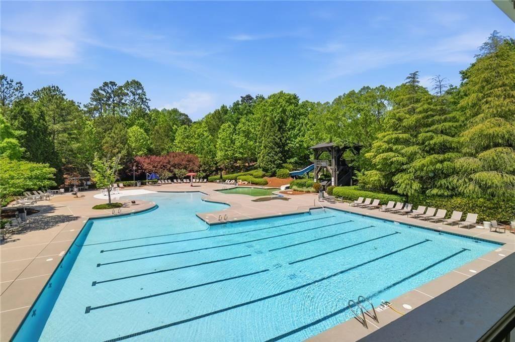 105 Greenbrier Way