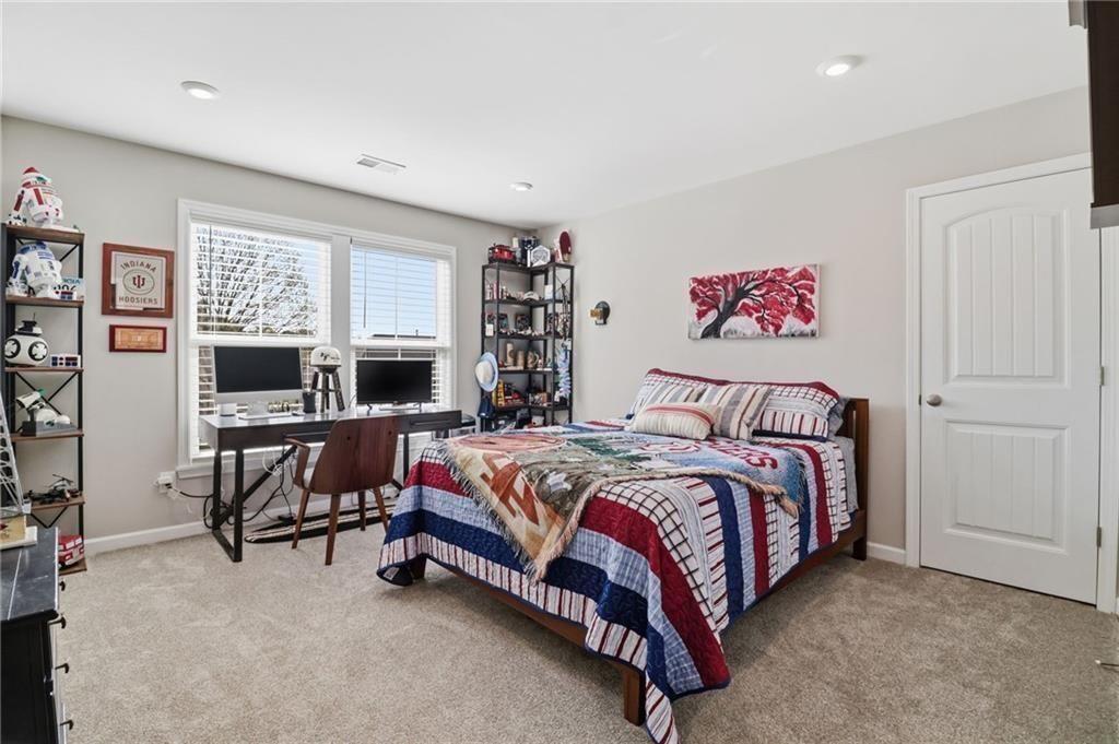 105 Greenbrier Way