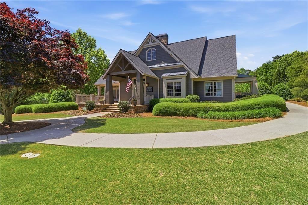 105 Greenbrier Way