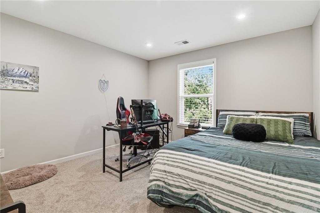 105 Greenbrier Way