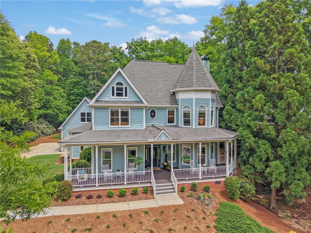 360 Coach House Lane
