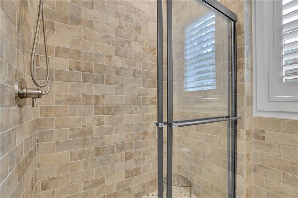 120 Chateau Place