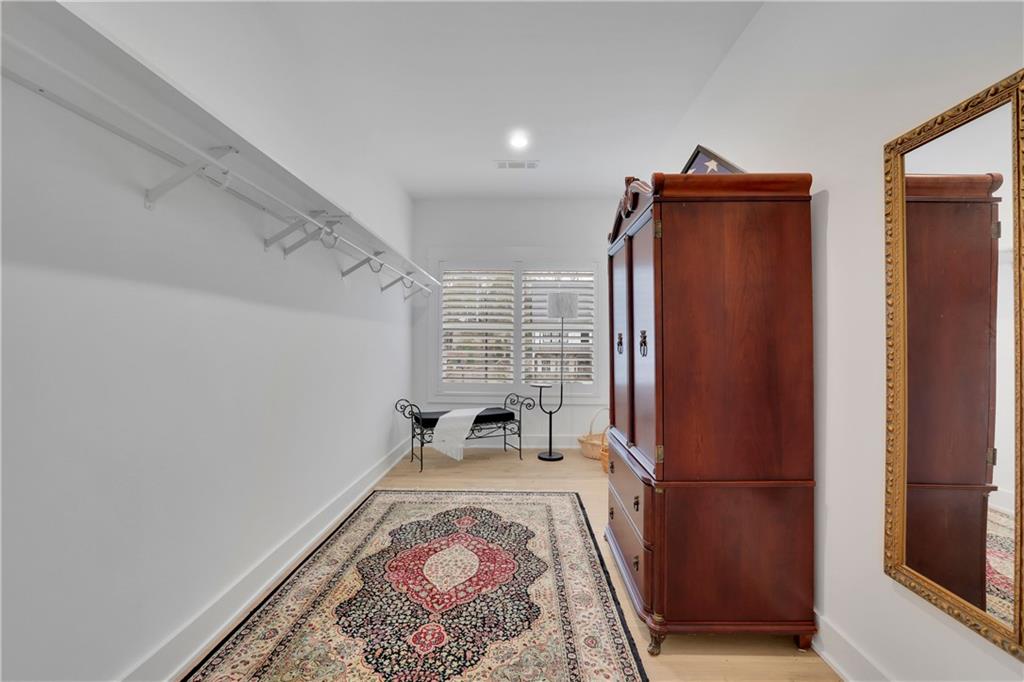 120 Chateau Place