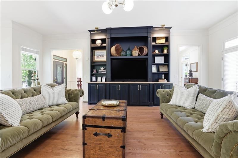 360 Coach House Lane