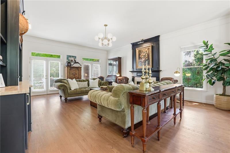 360 Coach House Lane