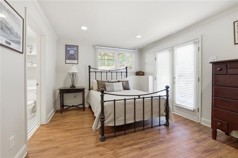 360 Coach House Lane