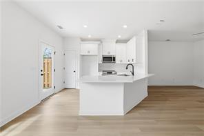 306 Heron Street, Unit #16