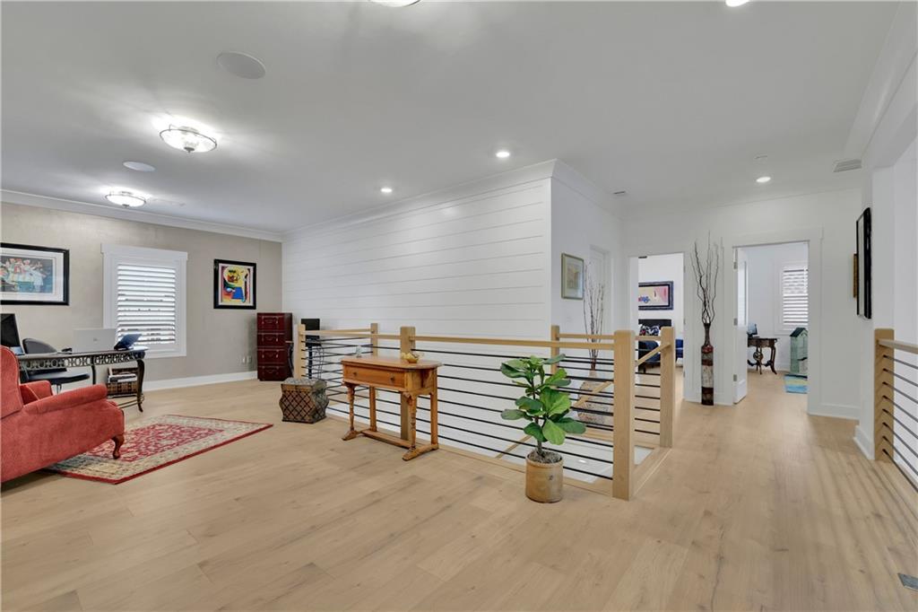 120 Chateau Place