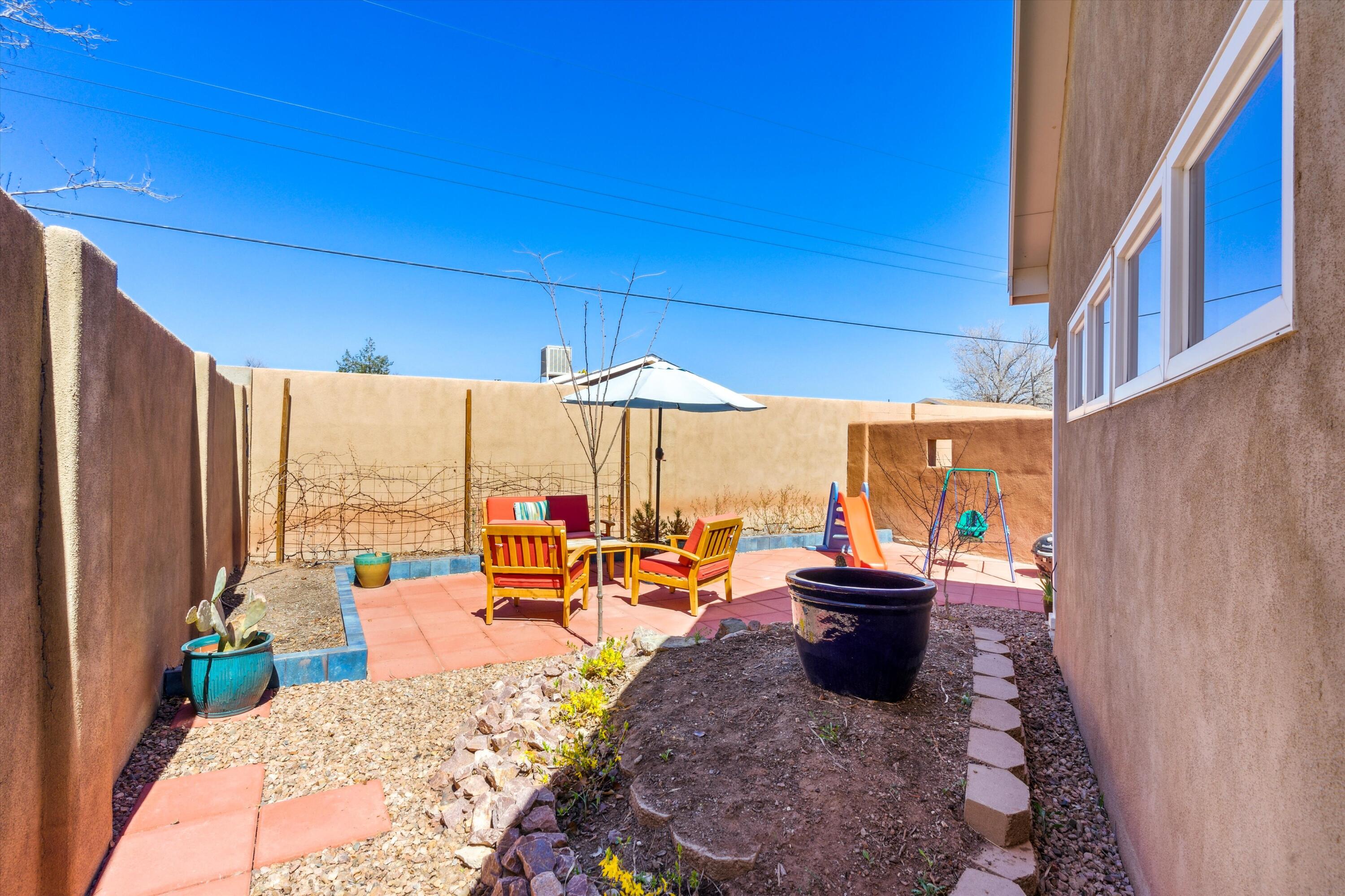 1823 Tierra Vida Place NW