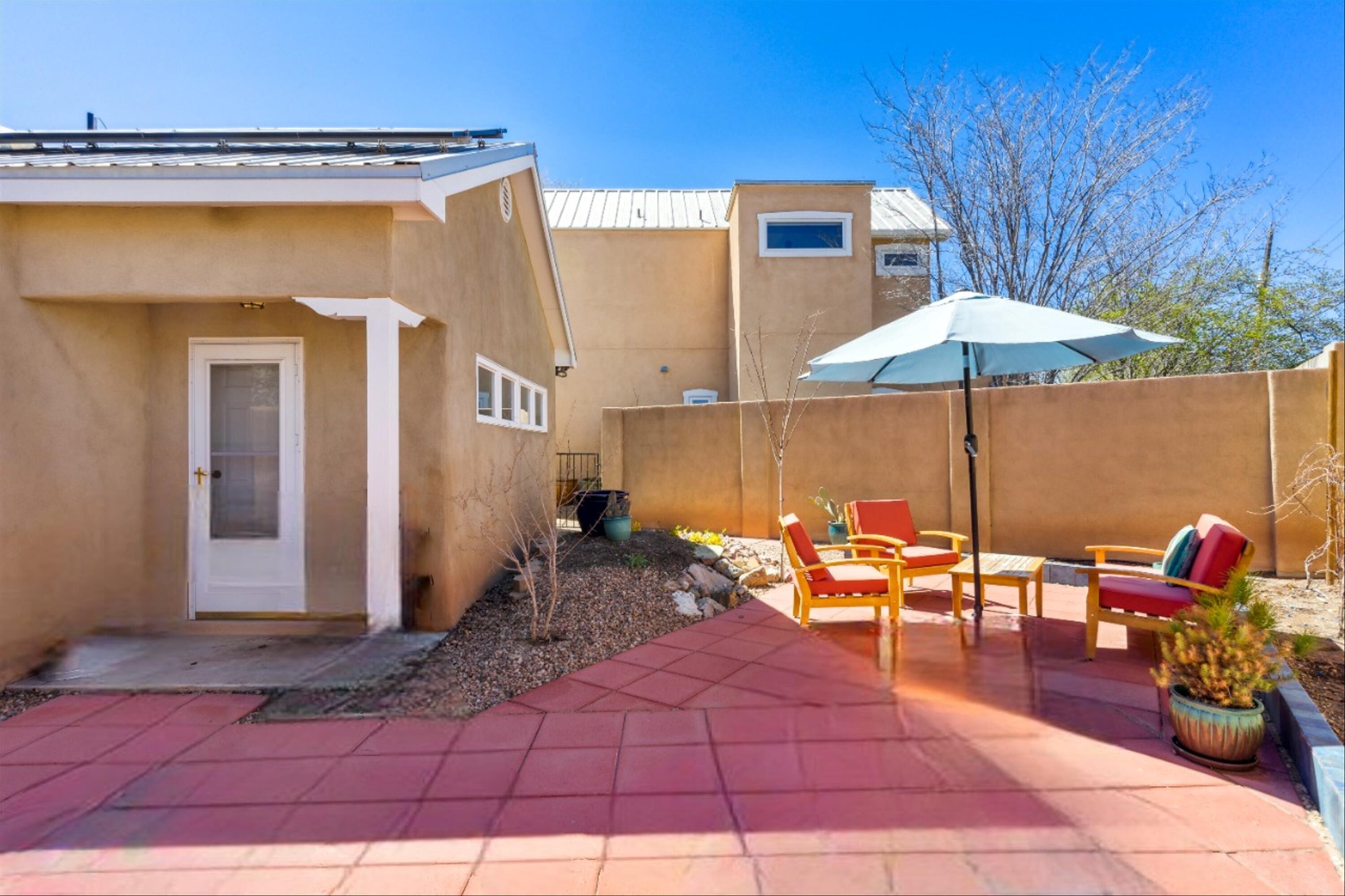 1823 Tierra Vida Place NW