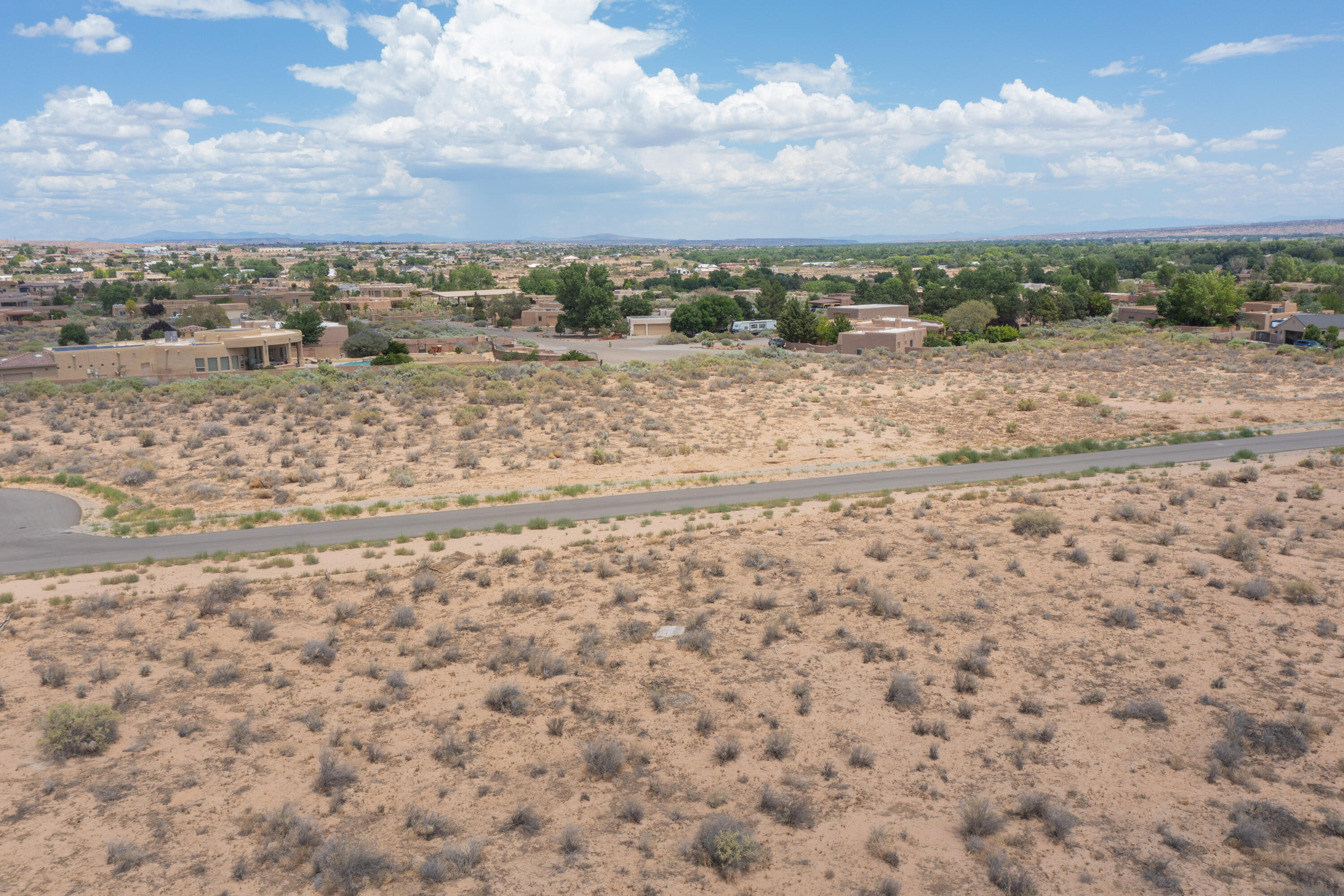 12c Desert Luna