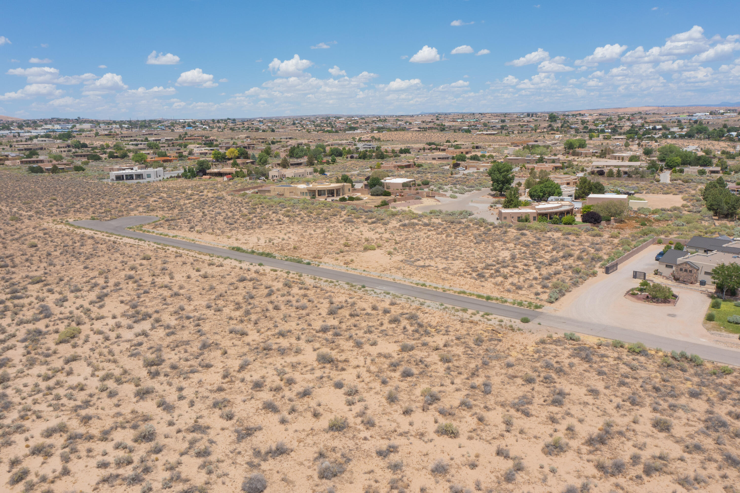 12c Desert Luna