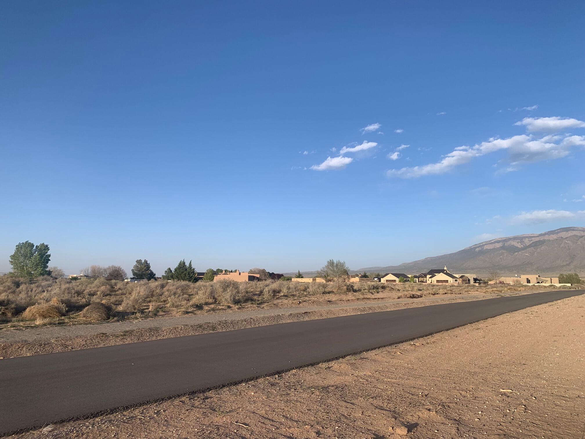 12c Desert Luna