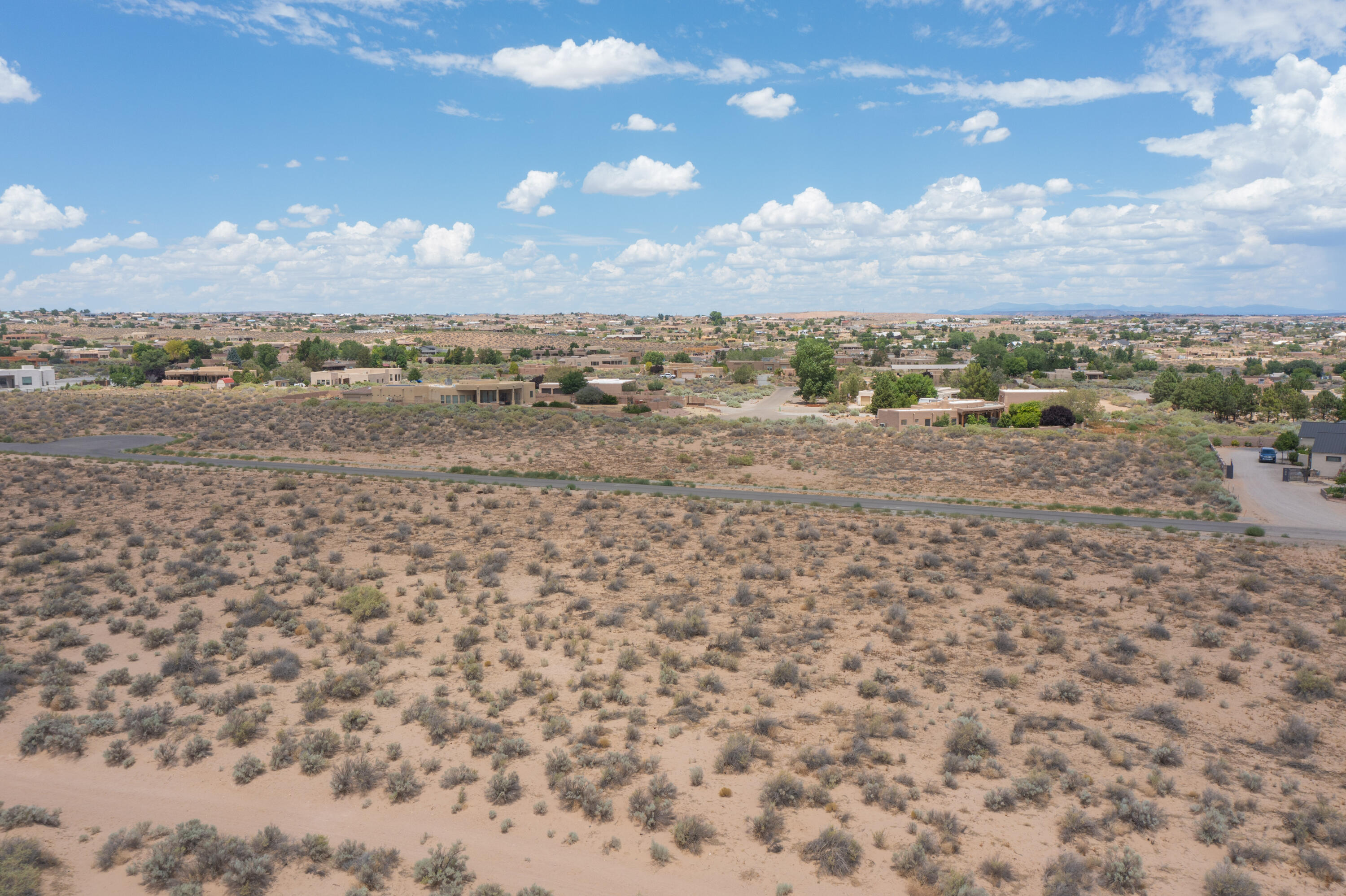 12c Desert Luna