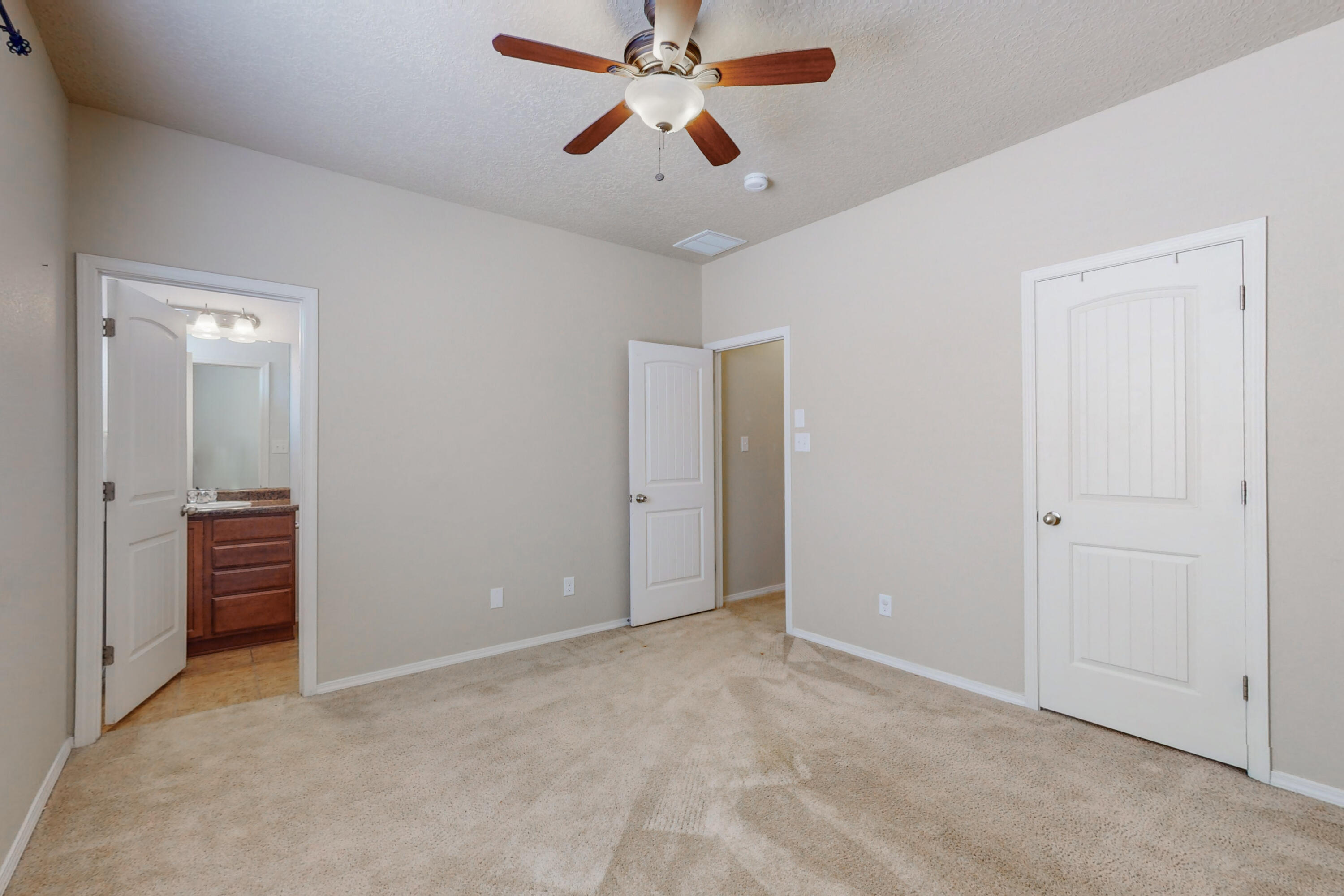 1406 Blue Sky Loop NE