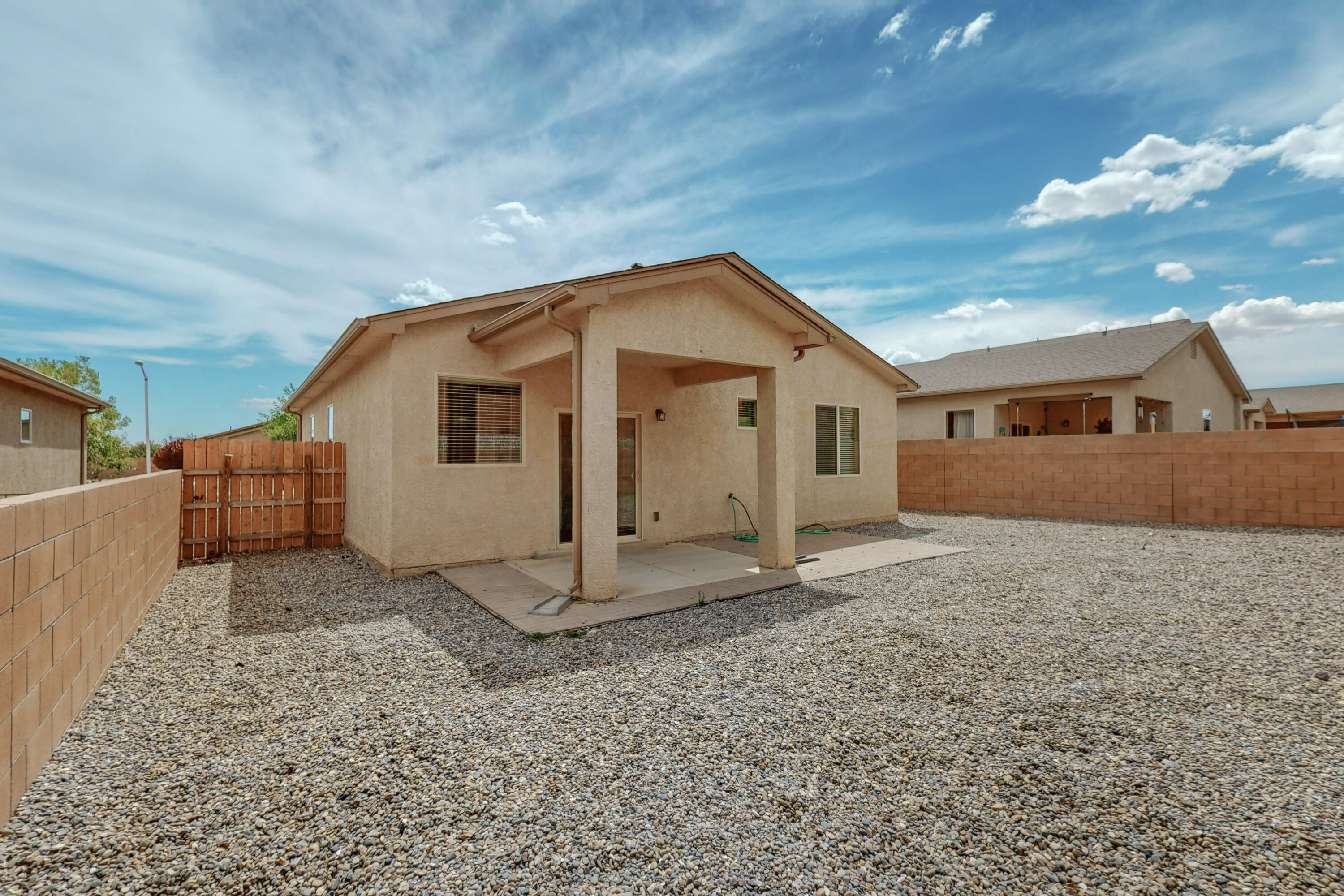 1406 Blue Sky Loop NE