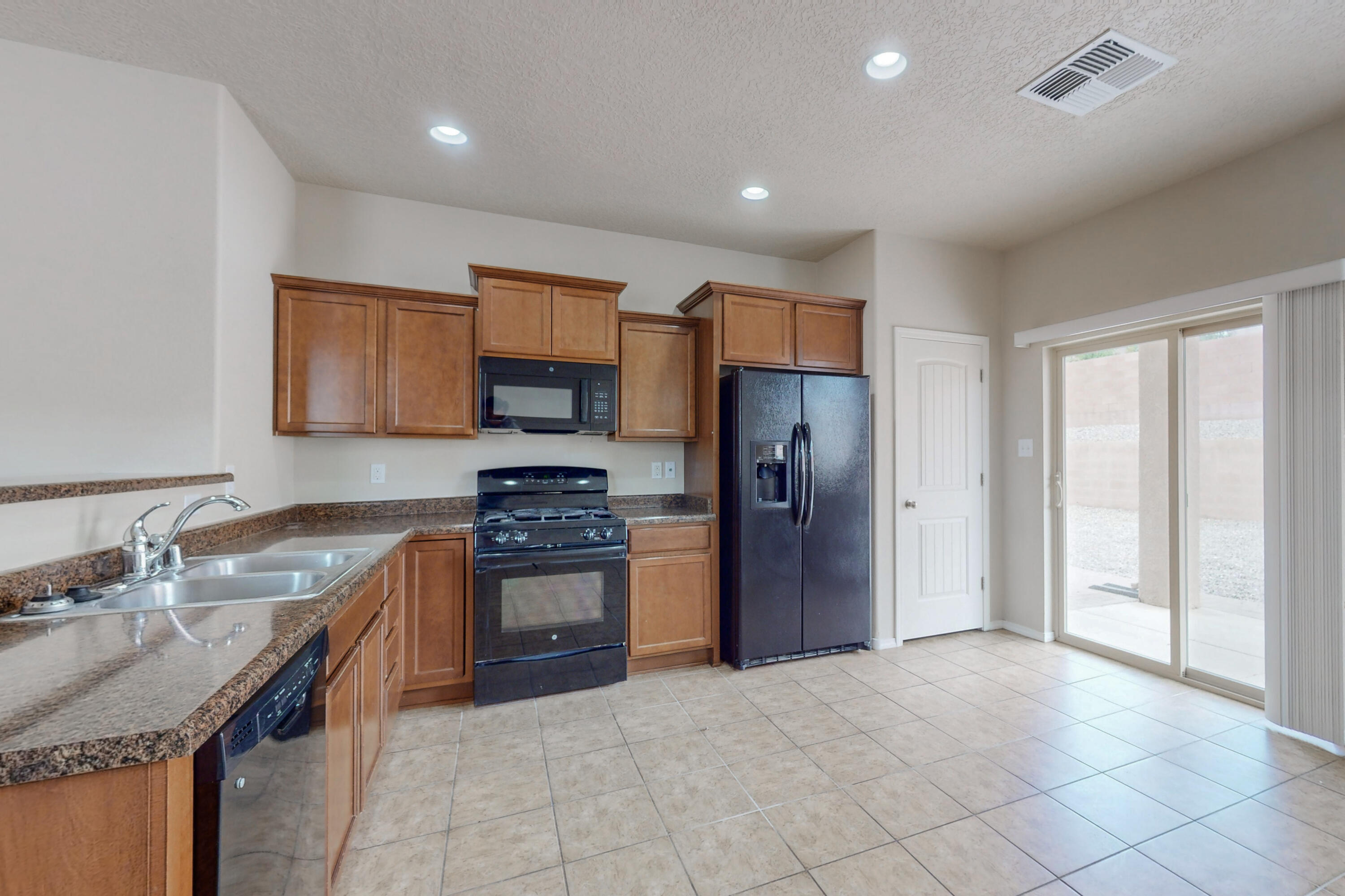 1406 Blue Sky Loop NE