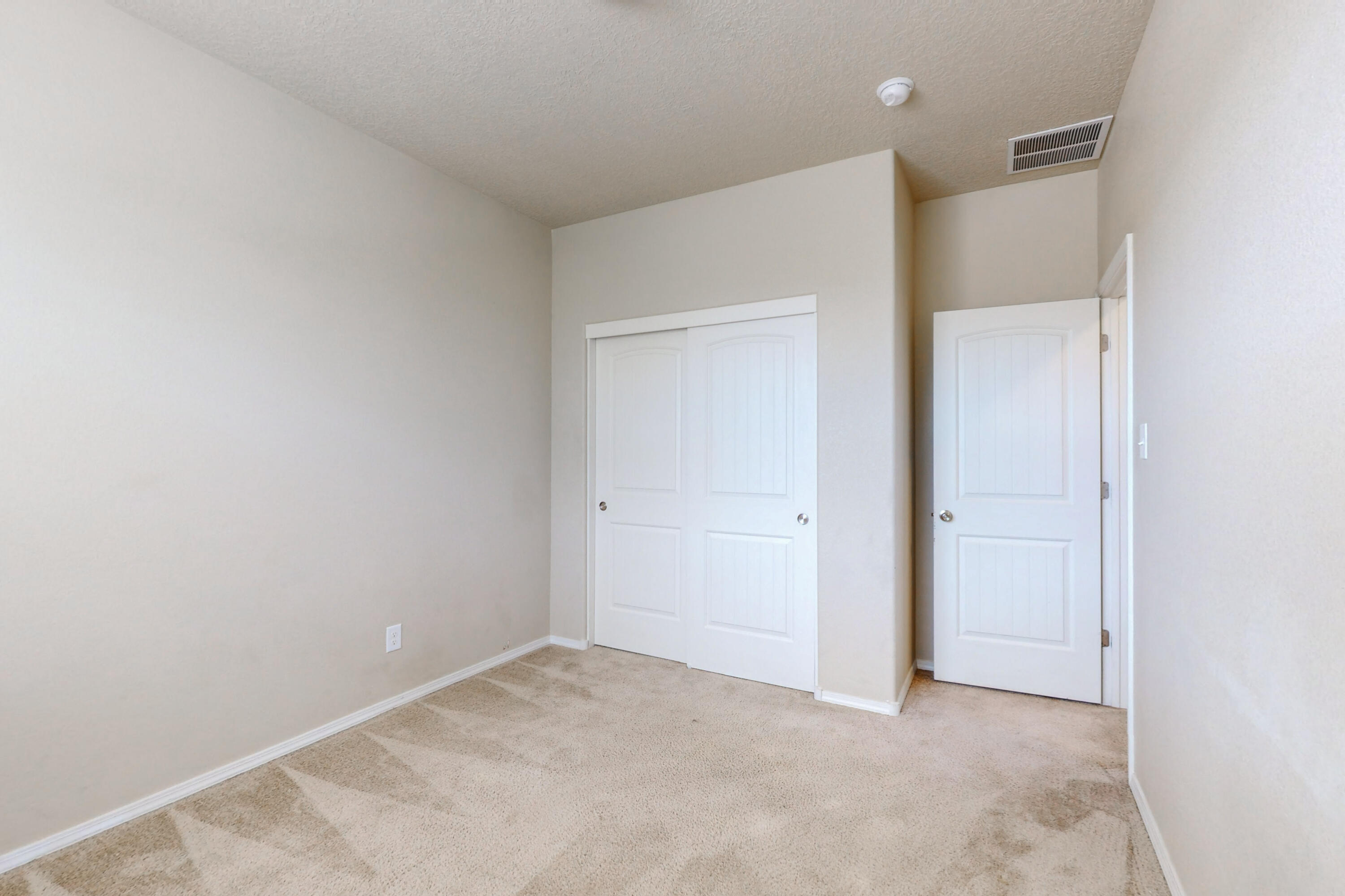 1406 Blue Sky Loop NE