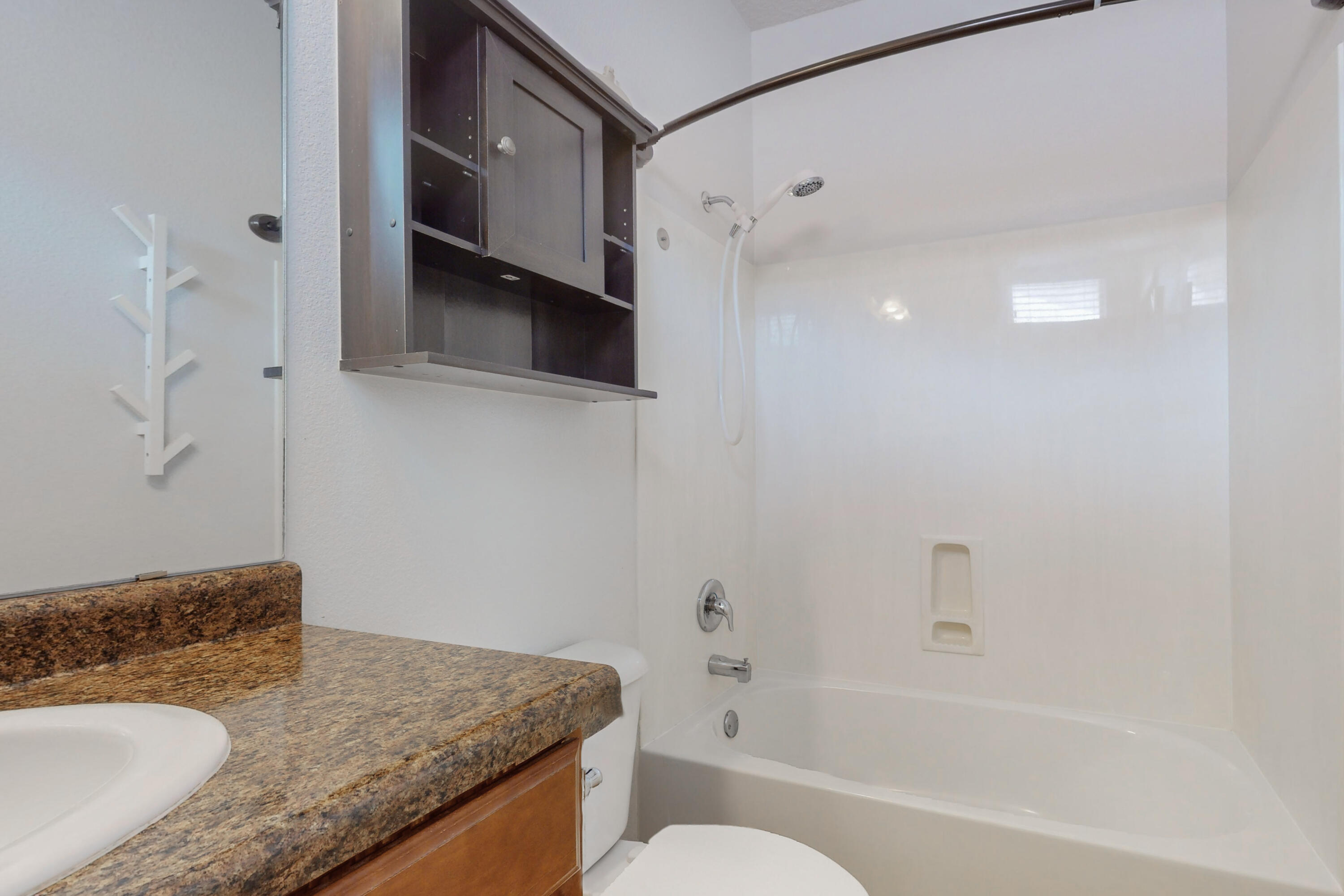 1406 Blue Sky Loop NE