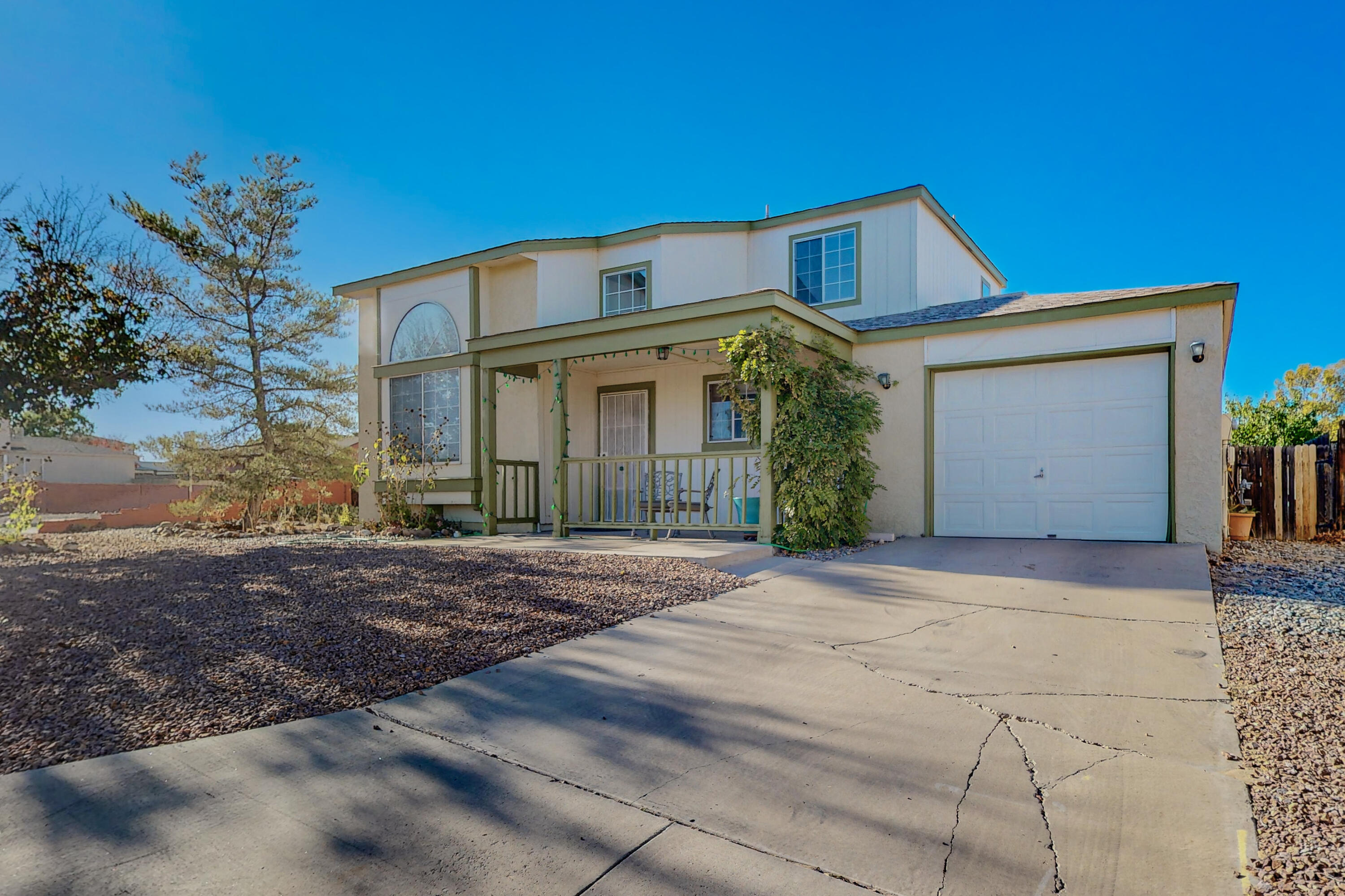 1980 Raspberry Drive NE