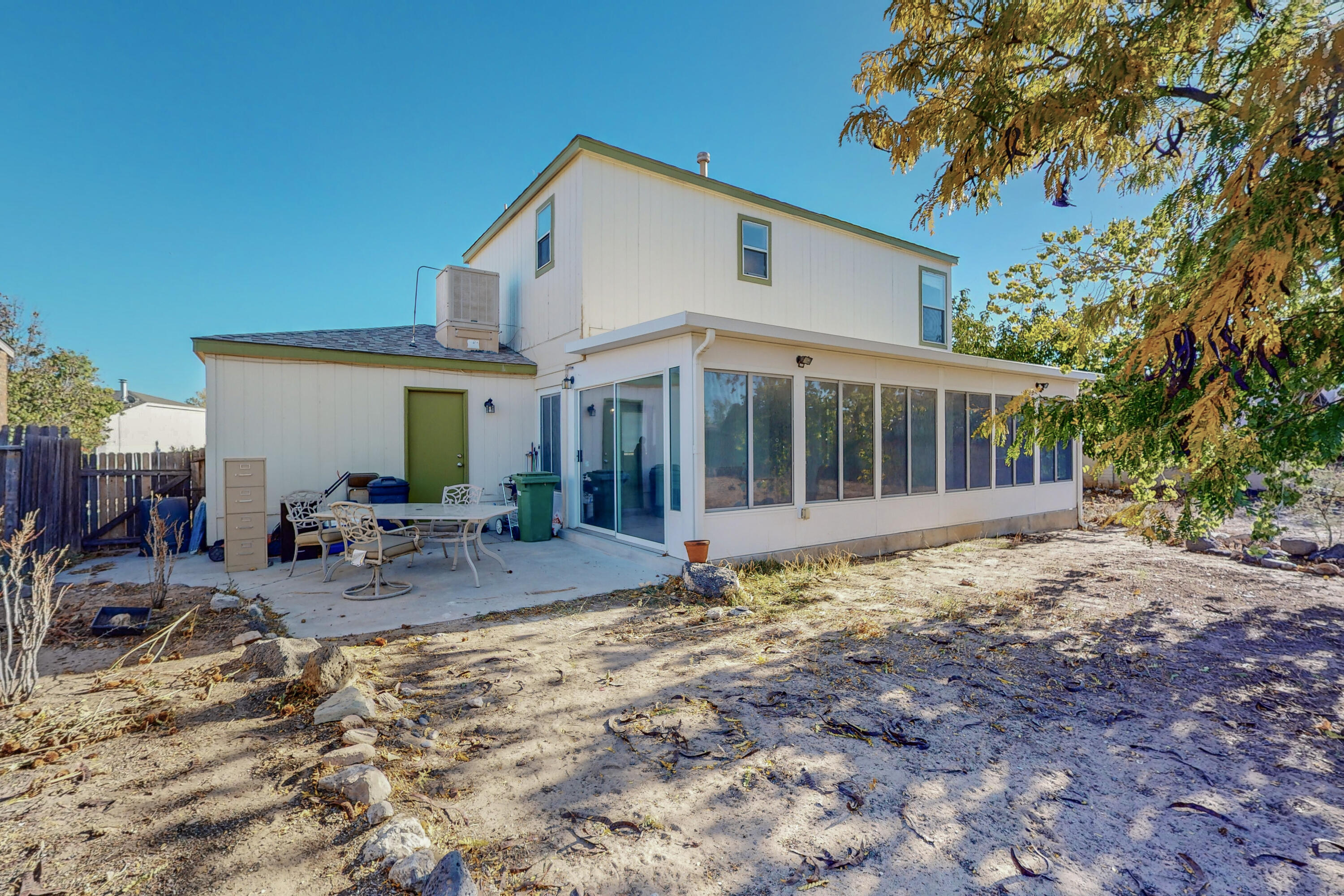 1980 Raspberry Drive NE